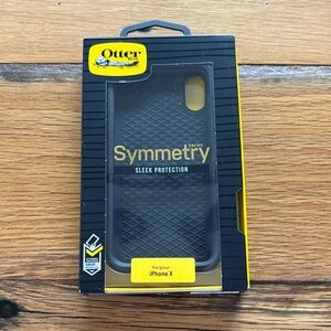 OtterBox Symmetry Series Sleek Black Case for iPhone X